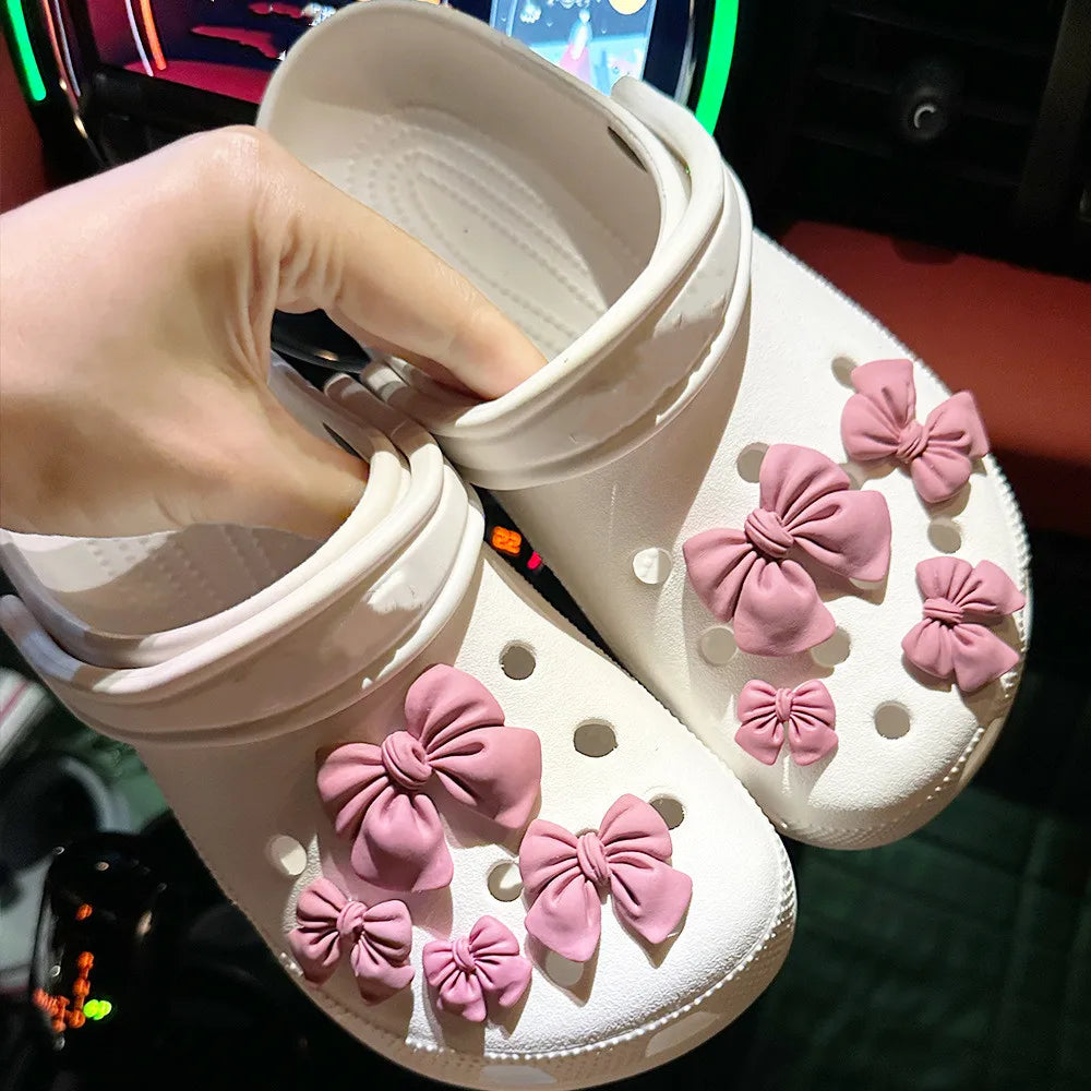 Cartoon Bow Tie Hole Shoe Charms Decorations Cute Rubber Purple Tie Shoe Flower Shoes Buckle DIY 3D Hole Shoe Accessories