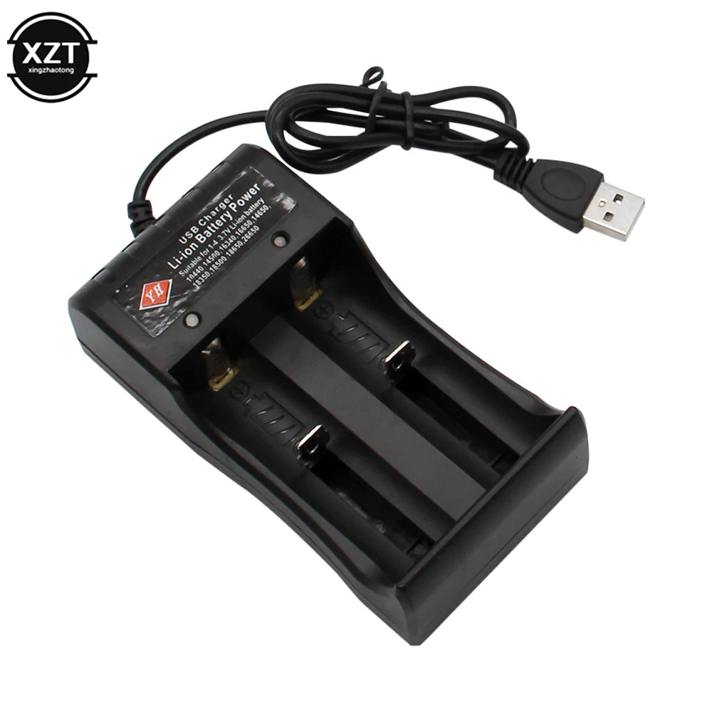 Universal 1 / 2 Slot Battery 3.7V USB Charger Smart Chargering for Rechargeable Batteries Li-ion NiMH 18650 26650 14500 17670