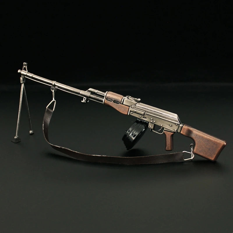 20cm PUBG Weapon Model Metal AK47 Gun Toy RPK Light Machine Gun Keychain Miniatures AKM Alloy Arms Military Equipment Gift