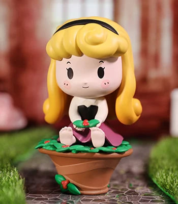 Blind Box Toys SkullPanda Pop Mart Princess With Partne Series Figures Action Figure Surpris Gift Confirm Box Gift