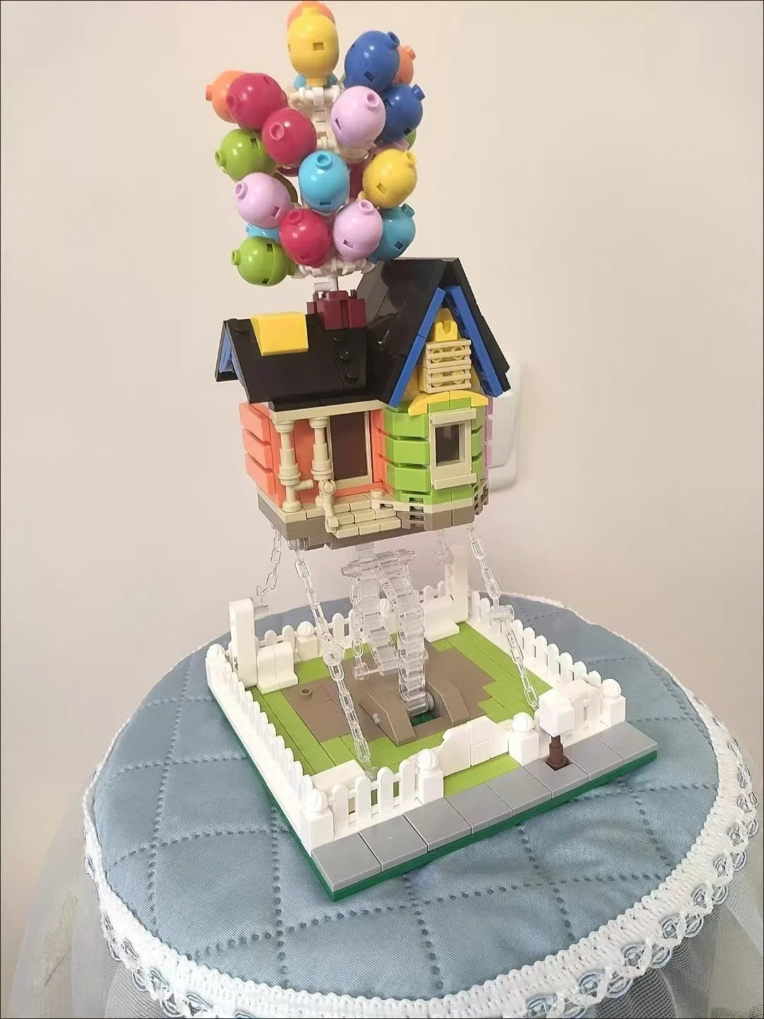 Creative Balloon Flying House Assembly Figure Movie of Up Construction Model Bricks Set Gift Toys For Kids Children