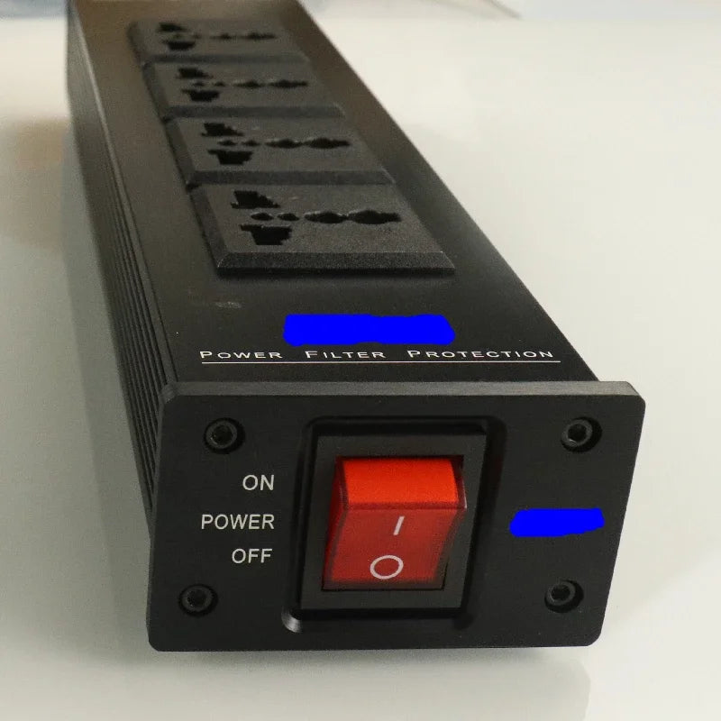 4-bit Universal Socket 10A 220V Power Filter Power Purifier is Applicable to British American European CN plug