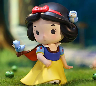 Blind Box Toys SkullPanda Pop Mart Princess With Partne Series Figures Action Figure Surpris Gift Confirm Box Gift