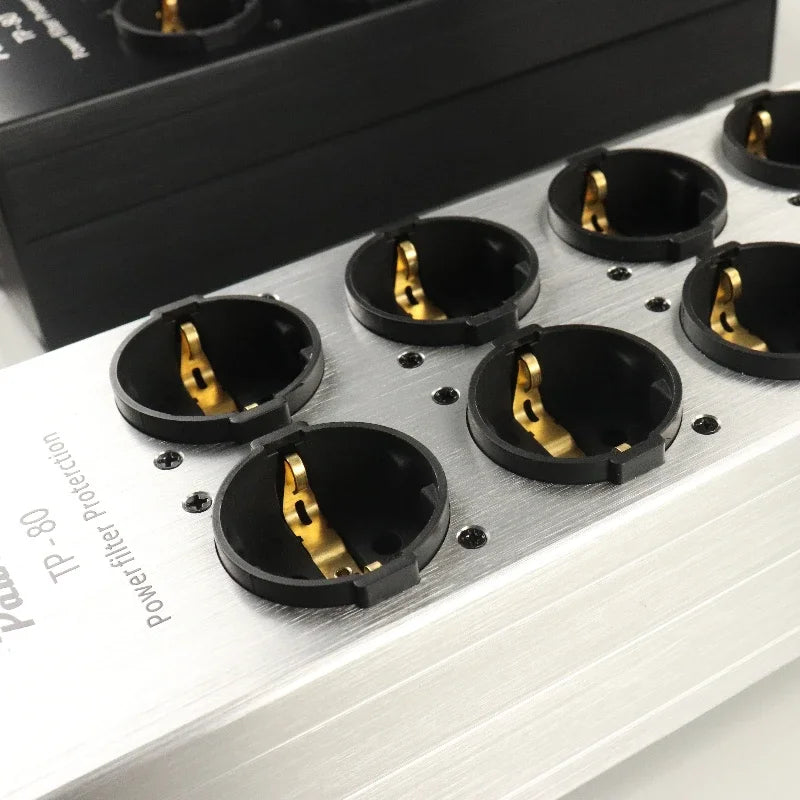 8-bit European Standard 15 Amp 100-240 Volt Rated Power Filter power Purifier Socket