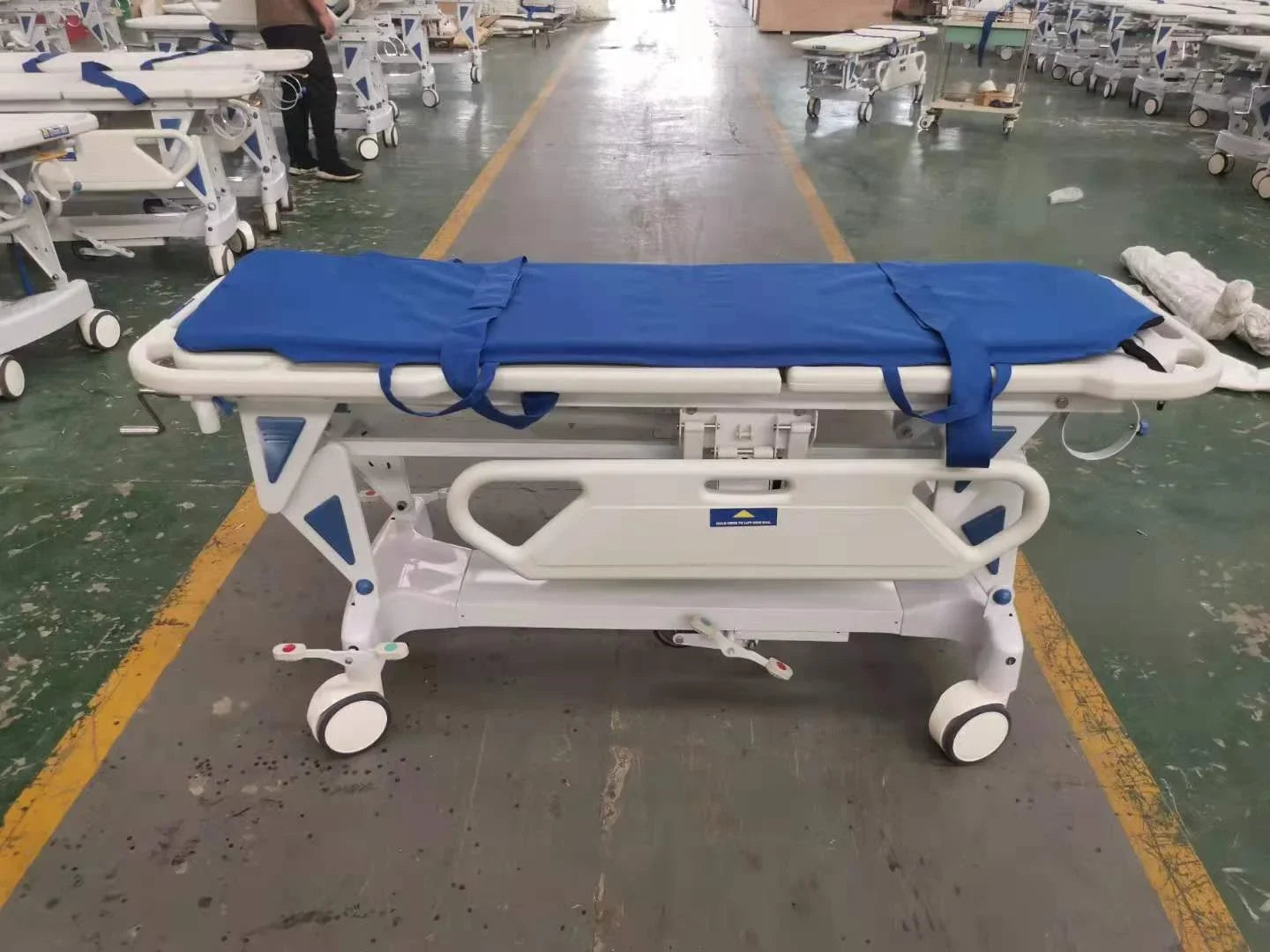 Factory Price Medical Patient Transfer Bed IV Pole Luxurious Hydraulic  Stretcher Cart