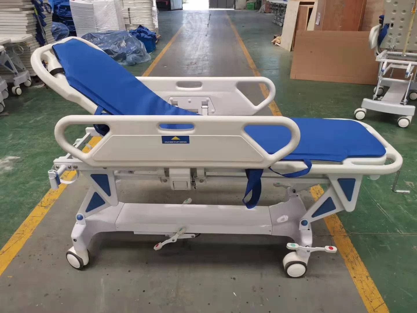 Factory Price Medical Patient Transfer Bed IV Pole Luxurious Hydraulic Patient Stretcher Cart