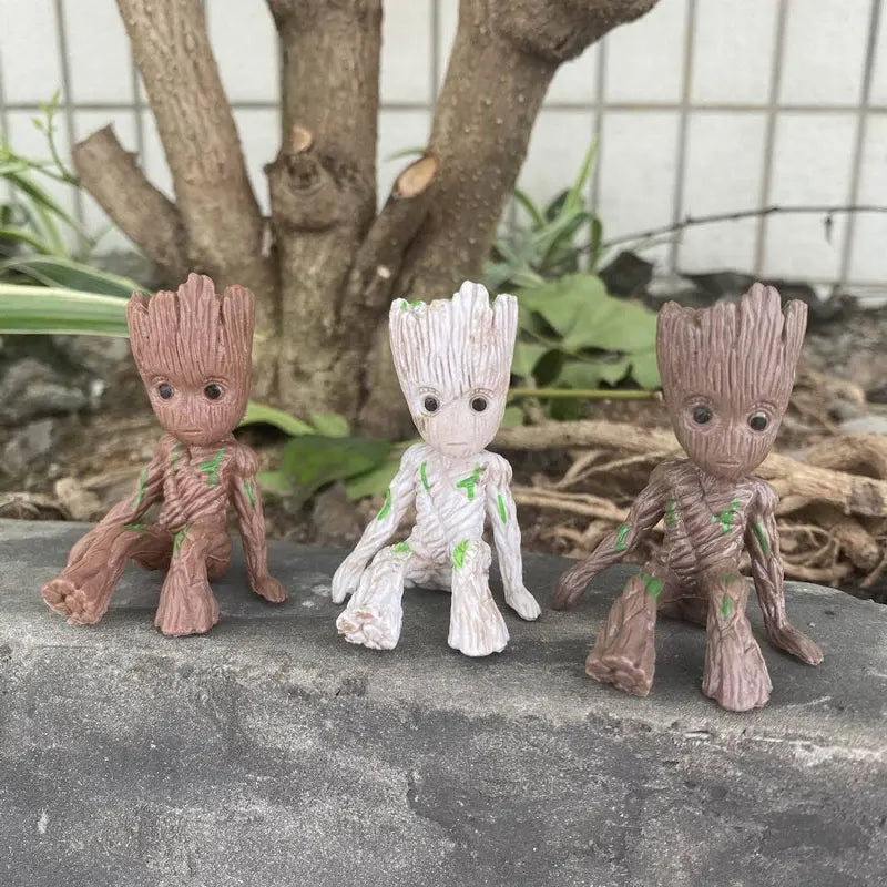 5-6Cm Tree Man Groot Guardians of The Galaxy Marvel Avengers Anime Mini Toys Action Figure Sitting Groot kids Toys Gifts