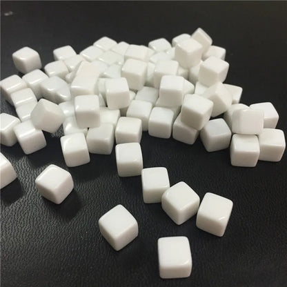 50Pcs/Set 25colors 8mm cube Clear Solid Transparent Square Colorful Crystal Dice Chess Piece Right Angle Sieve For Puzzle Game