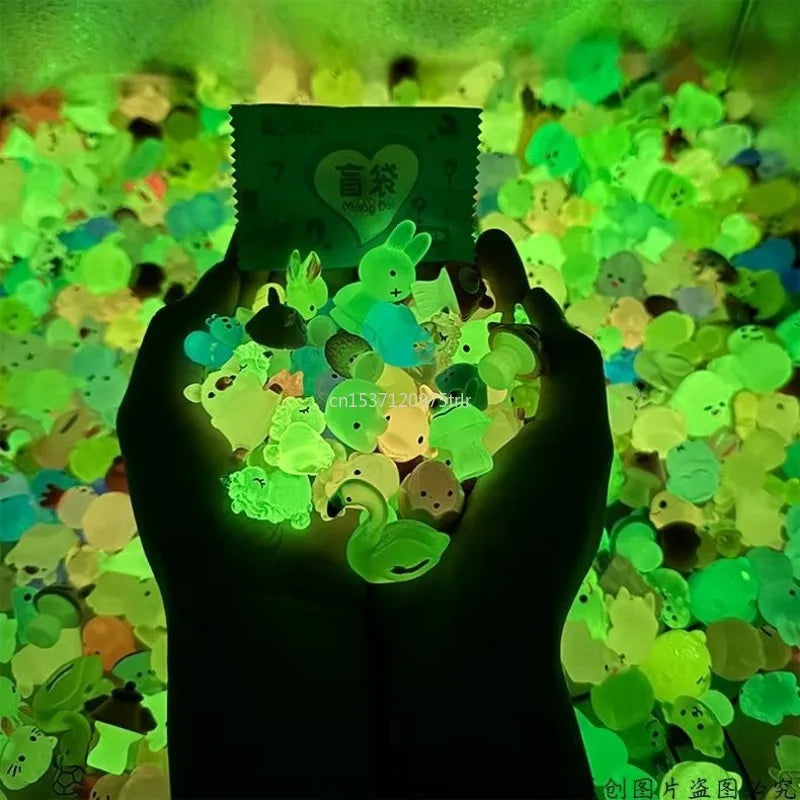 1PC Cute Mini Simulation Animal Mystery Box Toys Action Surprise Tide Play Figures Fake Candy Guess Mystery  Bag for Kids Gifts