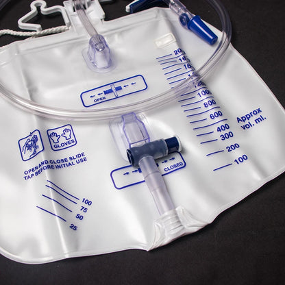 1Pcs Disposable In Vitro Drainage Bag Female Male Elderly Urinary Bag Medical PVC Pee Collector Use With Multiple Catheter