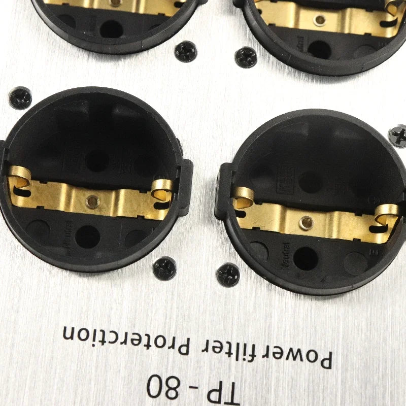 8-bit European Standard 15 Amp 100-240 Volt Rated Power Filter power Purifier Socket